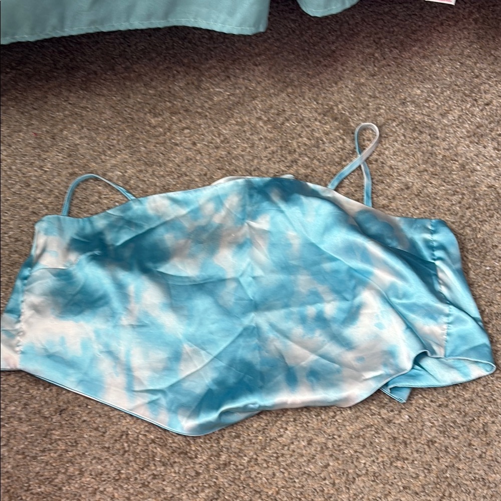 Rue21 Blue Tie-Dye Tie Crop Top